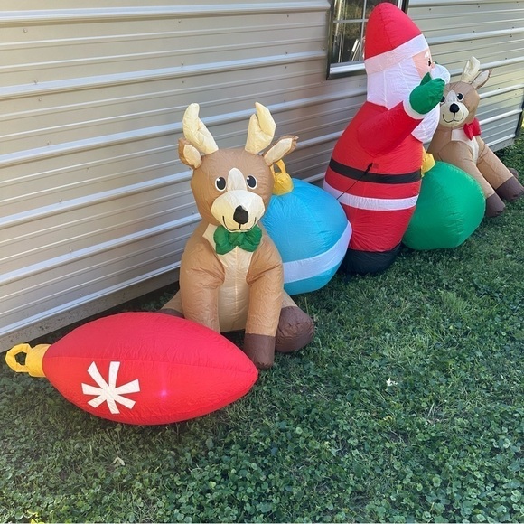 Gemmy Airblown Christmas Inflatable Santa Reindeer Lights Bulbs 9 ft Lighted - Picture 3 of 14